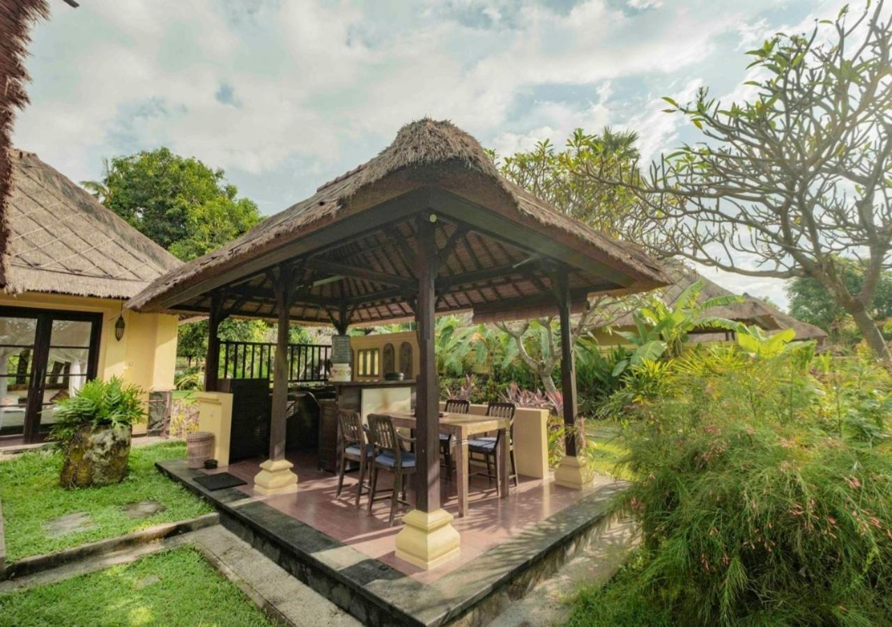 Amertha Bali Villas Pemuteran Esterno foto