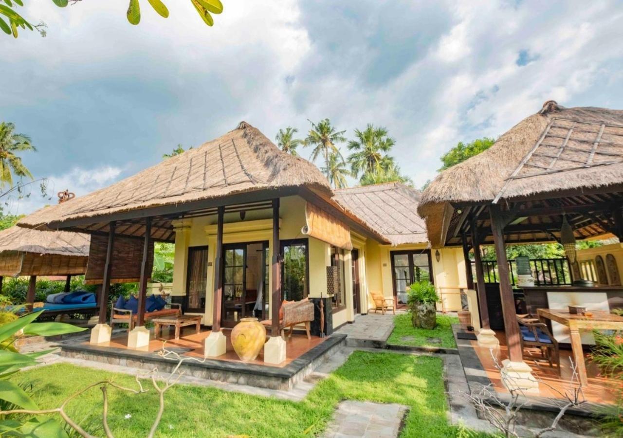 Amertha Bali Villas Pemuteran Esterno foto