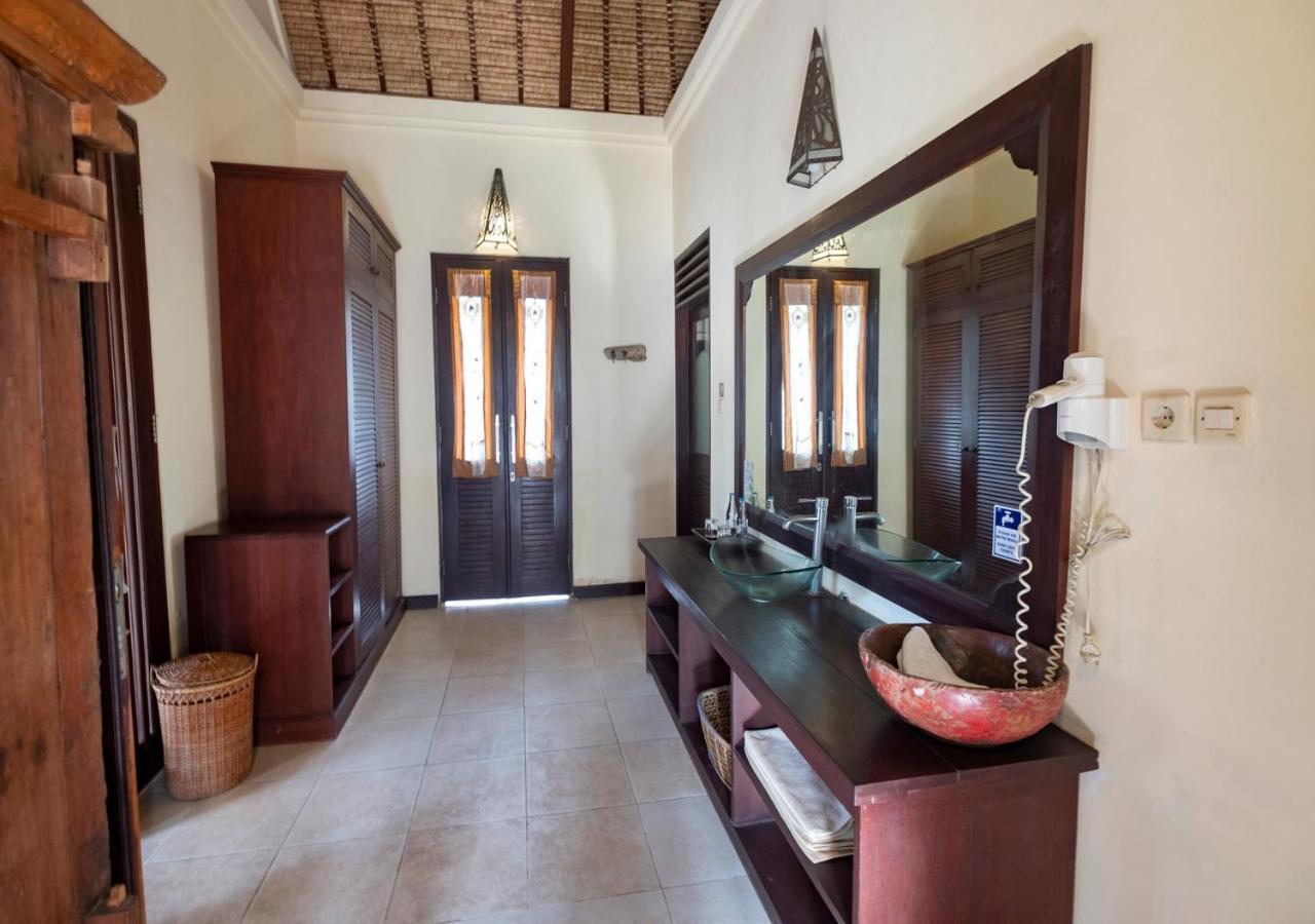 Amertha Bali Villas Pemuteran Esterno foto