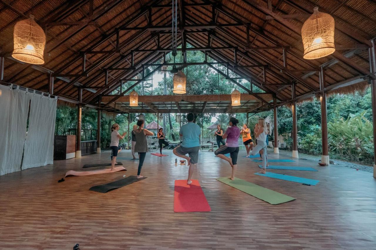 Amertha Bali Villas Pemuteran Esterno foto