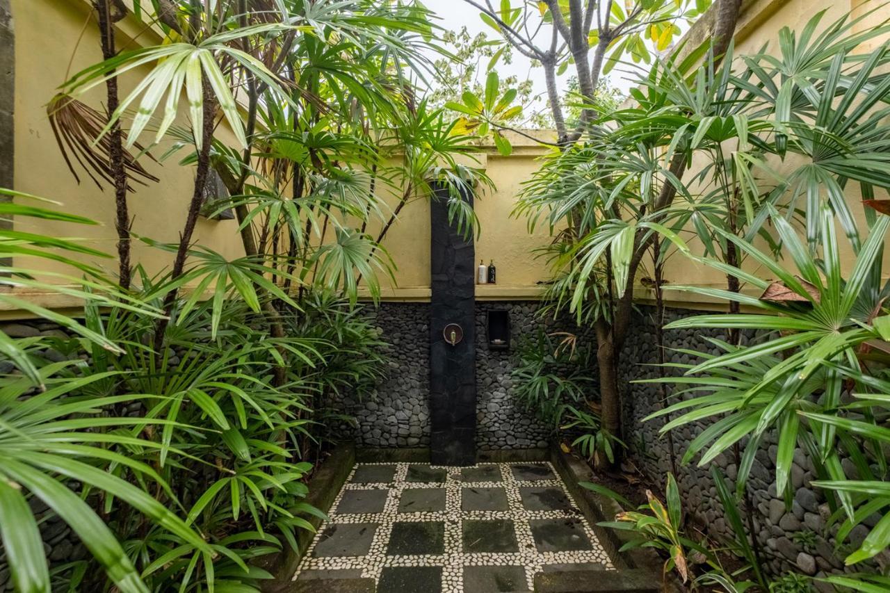 Amertha Bali Villas Pemuteran Esterno foto