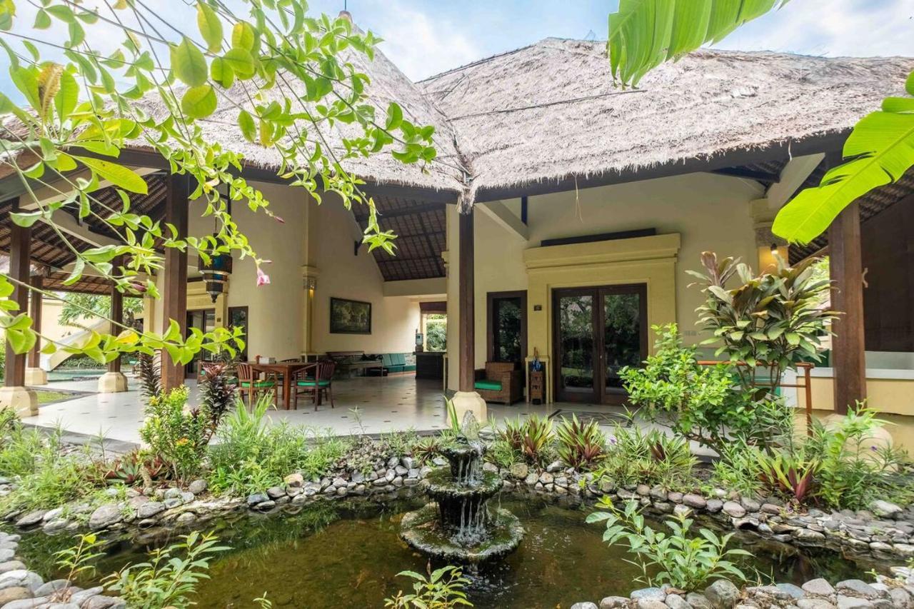 Amertha Bali Villas Pemuteran Esterno foto