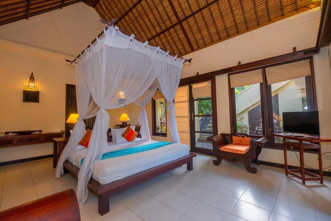 Amertha Bali Villas Pemuteran Esterno foto
